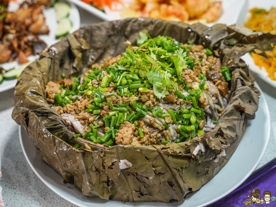 觀音山 大社美食 土雞城 高雄老店 聚餐 聚會 包廂 包場 吃土雞 鹽焗 熱炒 山產 特色 獨門 傳承 老字號 老店 高雄美食