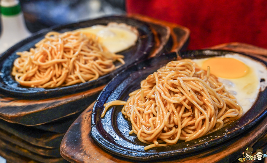 長紅牛排 鐵板牛排 鐵板美食 高雄牛排 瑞豐夜市 必吃 推薦 好吃 牛排 夜市