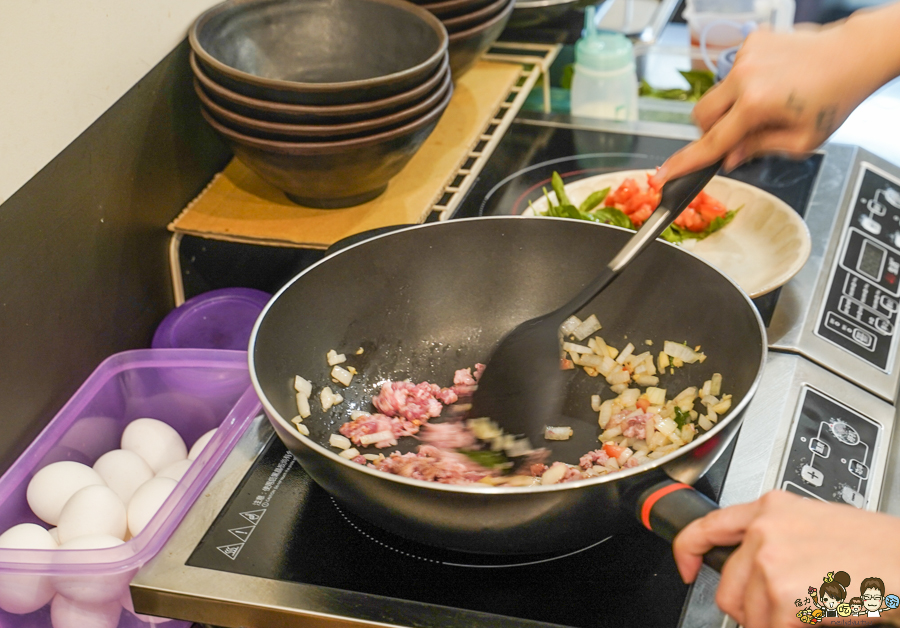 奇奇老闆碳烤三明治 三明治 輕食 鍋燒 麻奶 招牌 巷弄美食 花生醬 吐司 厚片 隱藏版 高雄美食 晚餐宵夜