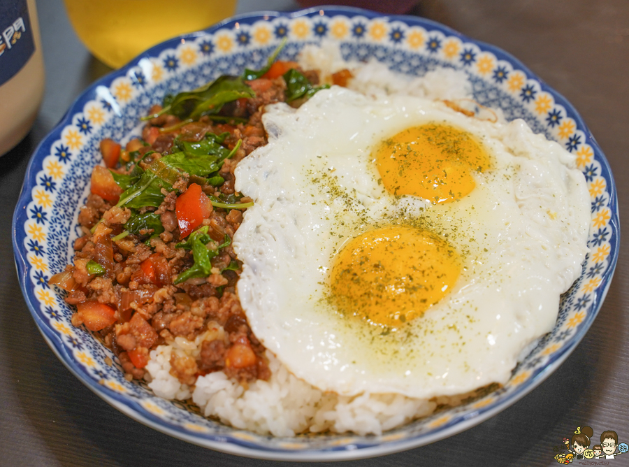 奇奇老闆碳烤三明治 三明治 輕食 鍋燒 麻奶 招牌 巷弄美食 花生醬 吐司 厚片 隱藏版 高雄美食 晚餐宵夜