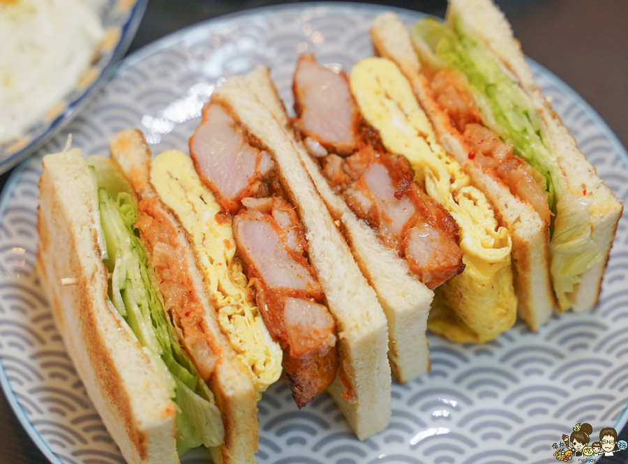 奇奇老闆碳烤三明治 三明治 輕食 鍋燒 麻奶 招牌 巷弄美食 花生醬 吐司 厚片 隱藏版 高雄美食 晚餐宵夜