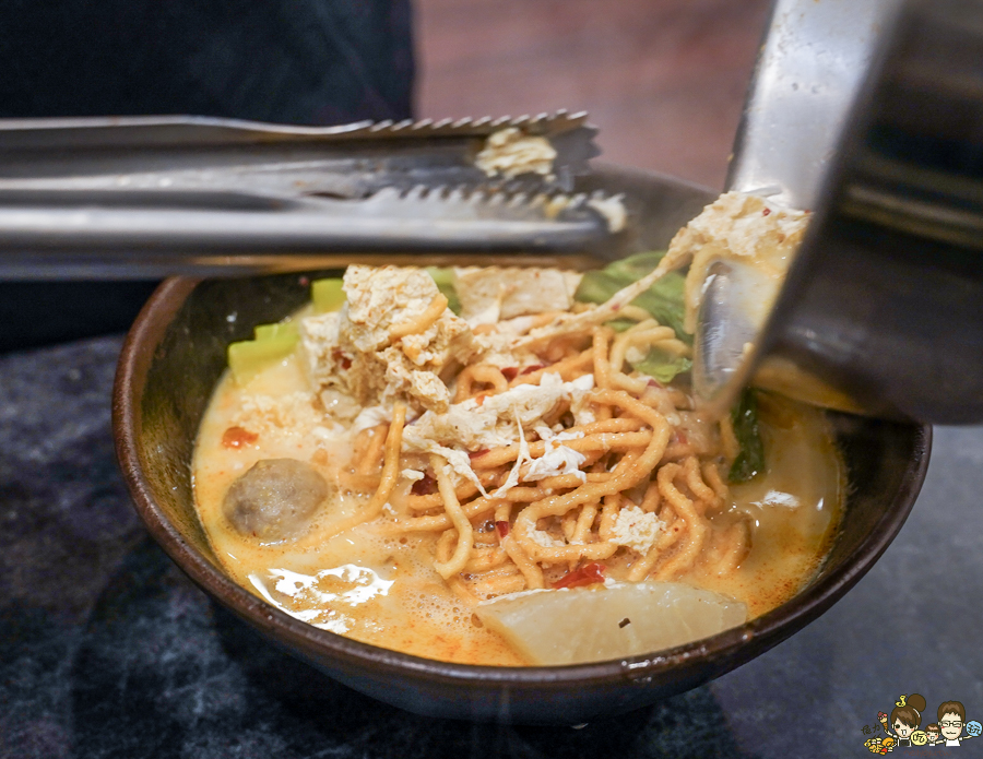 奇奇老闆碳烤三明治 三明治 輕食 鍋燒 麻奶 招牌 巷弄美食 花生醬 吐司 厚片 隱藏版 高雄美食 晚餐宵夜