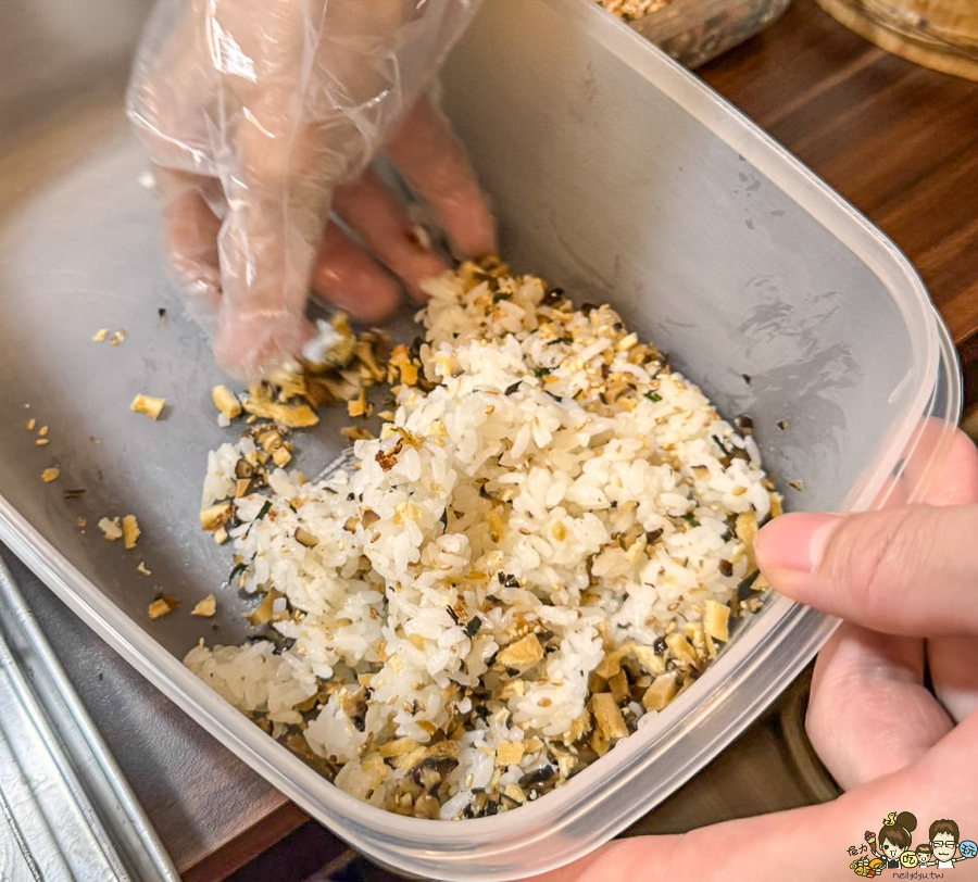 高雄樂壽司 樂壽司 巷弄美食 高雄美食 日料 日本料理 生魚片 丼飯