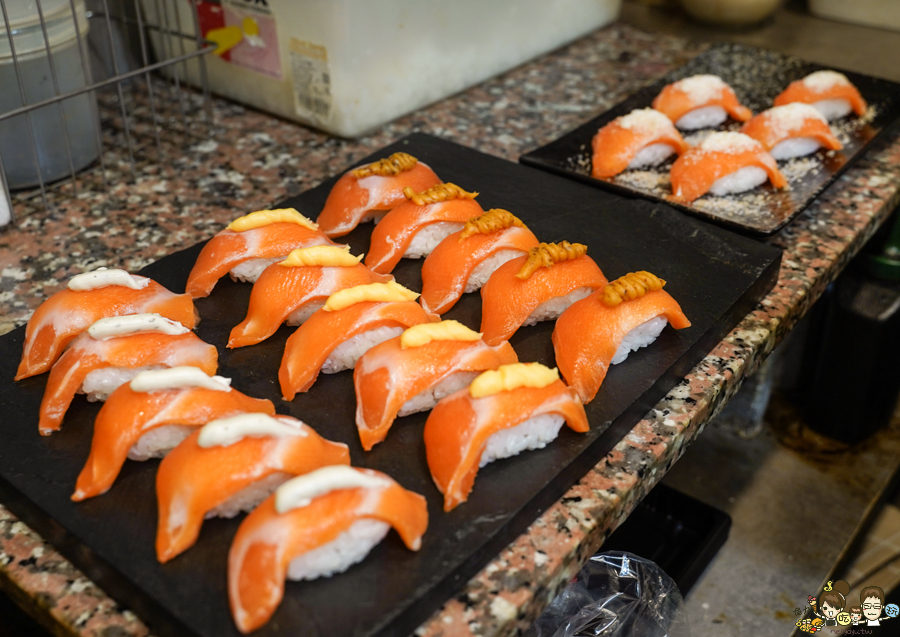 SOKA 壽司 日料 生魚片 創意 好吃 散壽司 巷弄美食 夜市美食 新鮮 好吃 推薦 高雄日本料理 丼飯