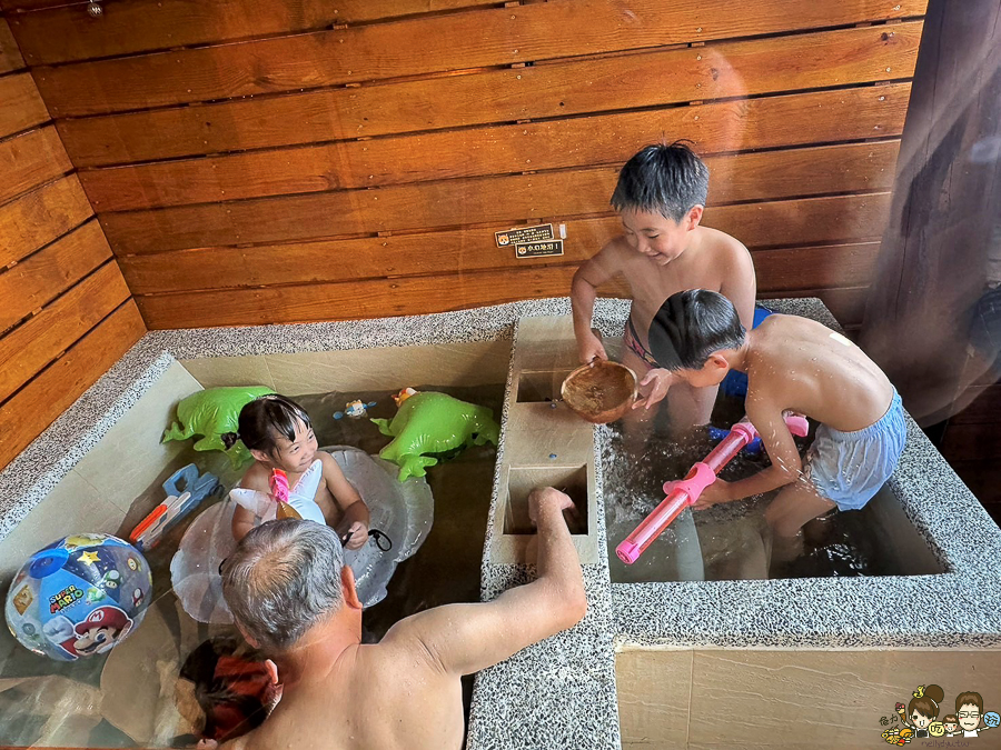 六龜 寶來 高雄泡湯 湯屋 露天溫泉 美崙山 包棟 親子 多人 聚會 聚餐 旅遊 六龜泡湯推薦 