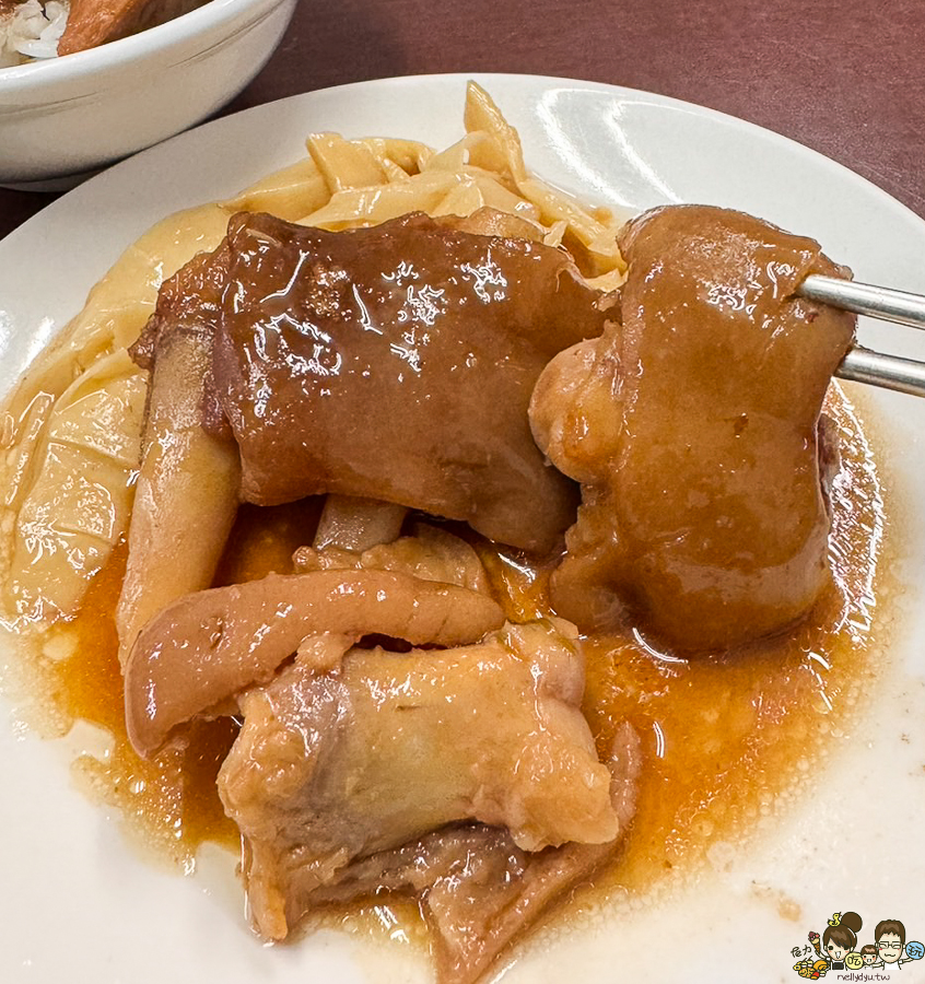 良佳豬腳 高雄米其林指南 美食 在地 三民美食 豬腳 好吃 腿庫 麵食