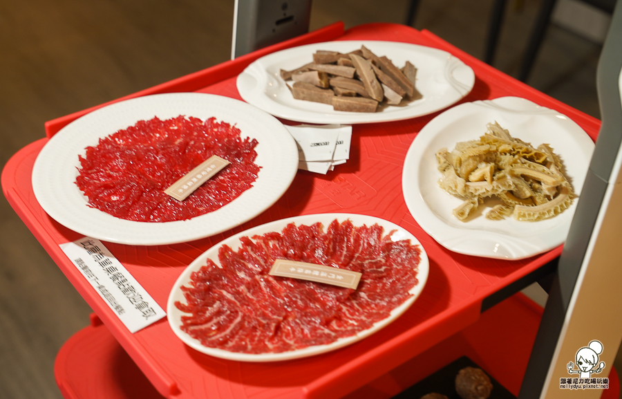 享牛 溫體牛 火鍋 鍋物 牛肉湯 溫體牛肉 熱炒 聚餐 聚會 包廂 高雄宵夜 