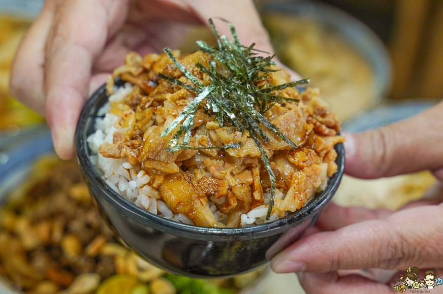 麻一番 烏龍麵·肉豆腐 烏龍麵 豆腐 獨家 獨門 日式 橫濱 中華街 好吃 平價 親民 學生最愛 學生推薦 高醫美食