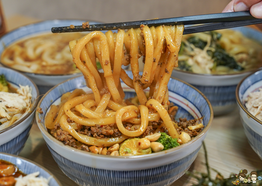 麻一番 烏龍麵·肉豆腐 烏龍麵 豆腐 獨家 獨門 日式 橫濱 中華街 好吃 平價 親民 學生最愛 學生推薦 高醫美食