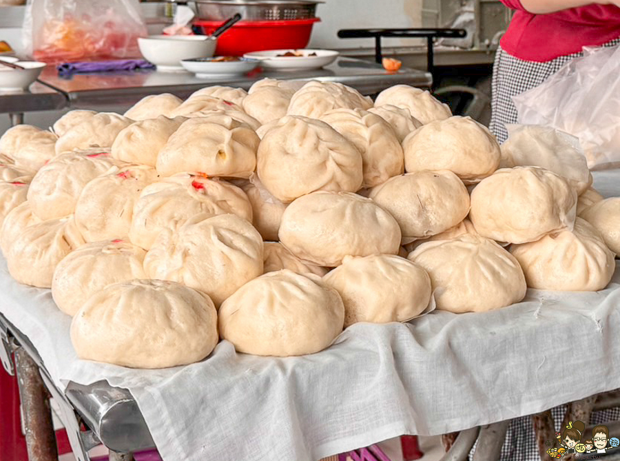 銅板美食 越南肉包 包子 饅頭 下午茶 中華夜市 中華觀光夜市 鳳山 小吃