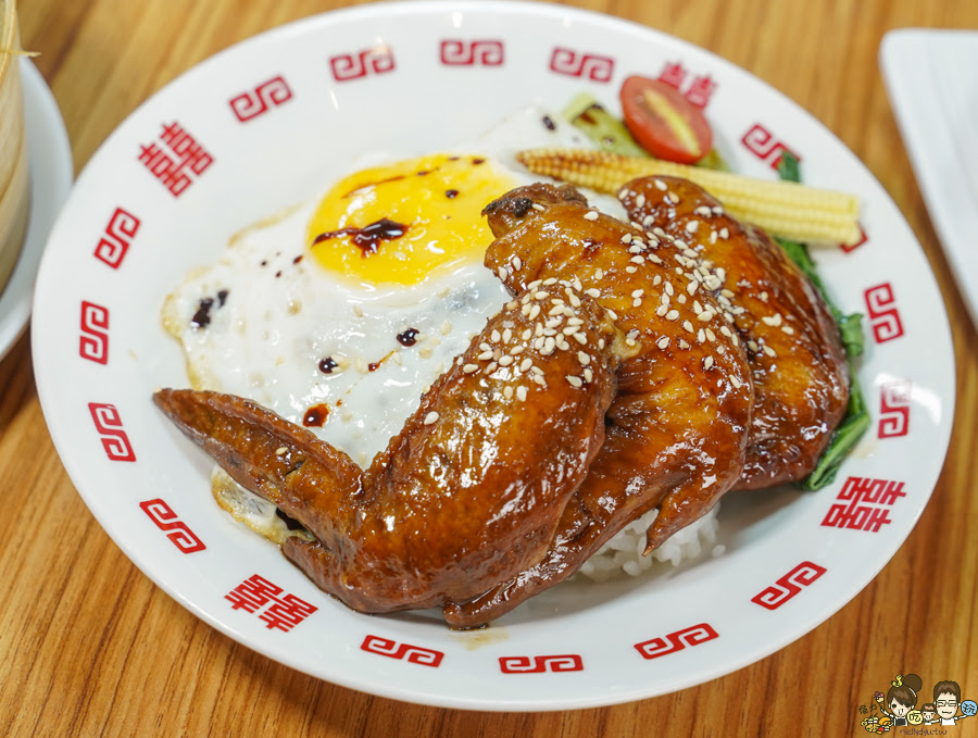 拾悅小館 高雄港點 港式飲茶 茶餐廳 港點 蒸籠 必吃 蘿蔔糕 巷弄 高雄巷弄美食 懷舊