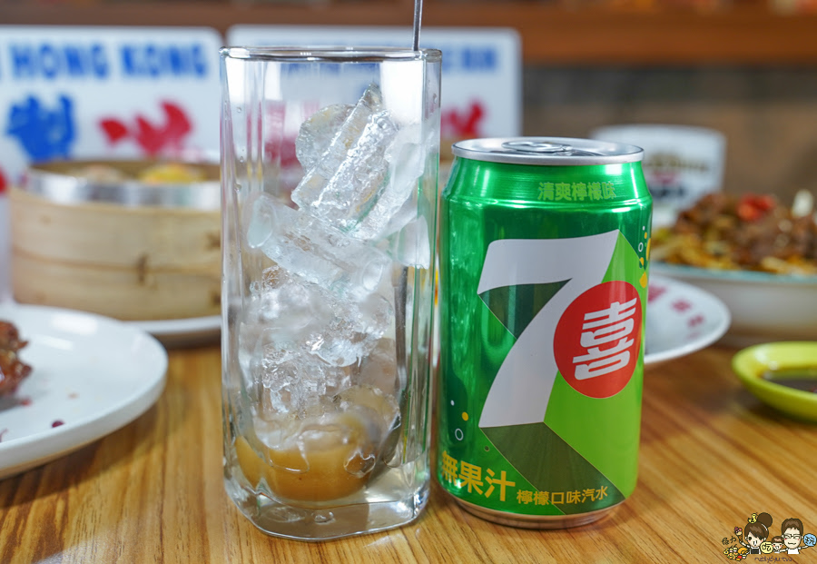 拾悅小館 高雄港點 港式飲茶 茶餐廳 港點 蒸籠 必吃 蘿蔔糕 巷弄 高雄巷弄美食 懷舊