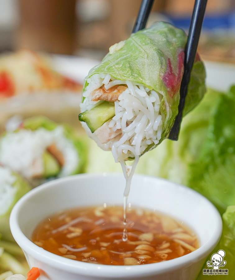 越好吃越南料理 越式 聚餐 開胃 嘉義美食 太保 好停車 超開胃 火鍋 鍋物 推推鍋 帽子鍋