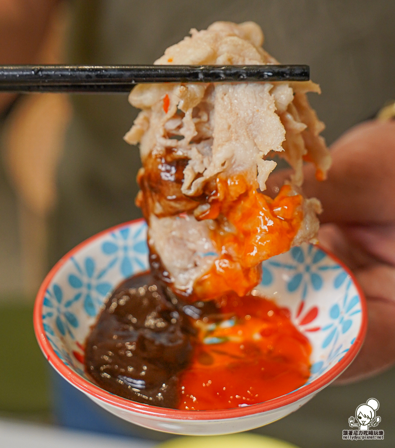 越好吃越南料理 越式 聚餐 開胃 嘉義美食 太保 好停車 超開胃 火鍋 鍋物 推推鍋 帽子鍋