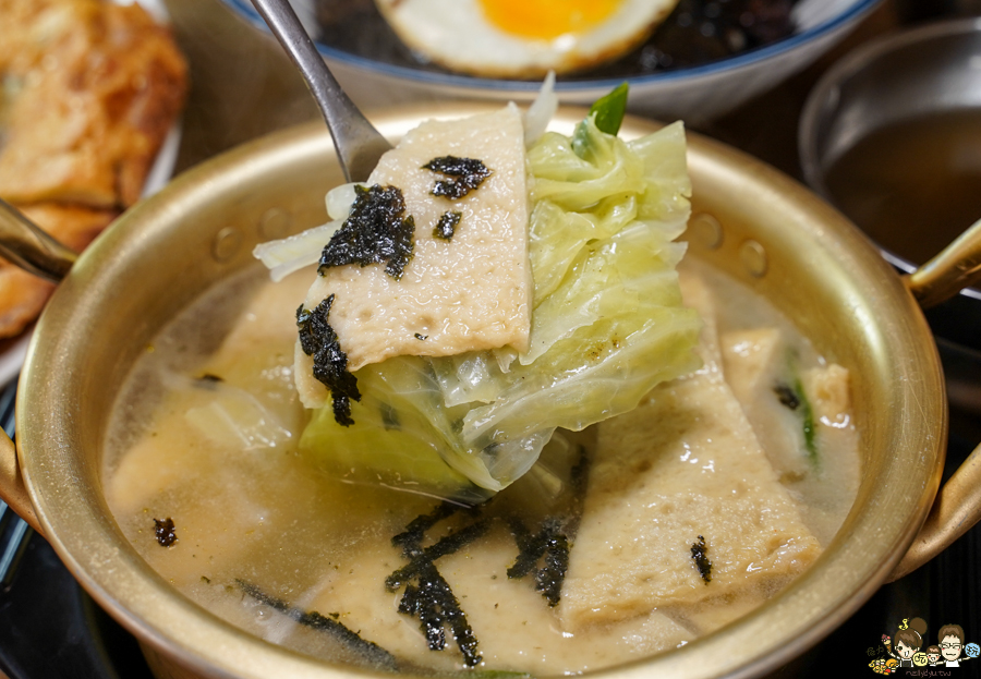 李氏朝鮮館 武廟 韓式 銅板烤肉 石鍋拌飯 大醬湯 味噌湯 煎餅 海鮮煎餅 泡菜 聚餐 家庭 免費海帶湯 