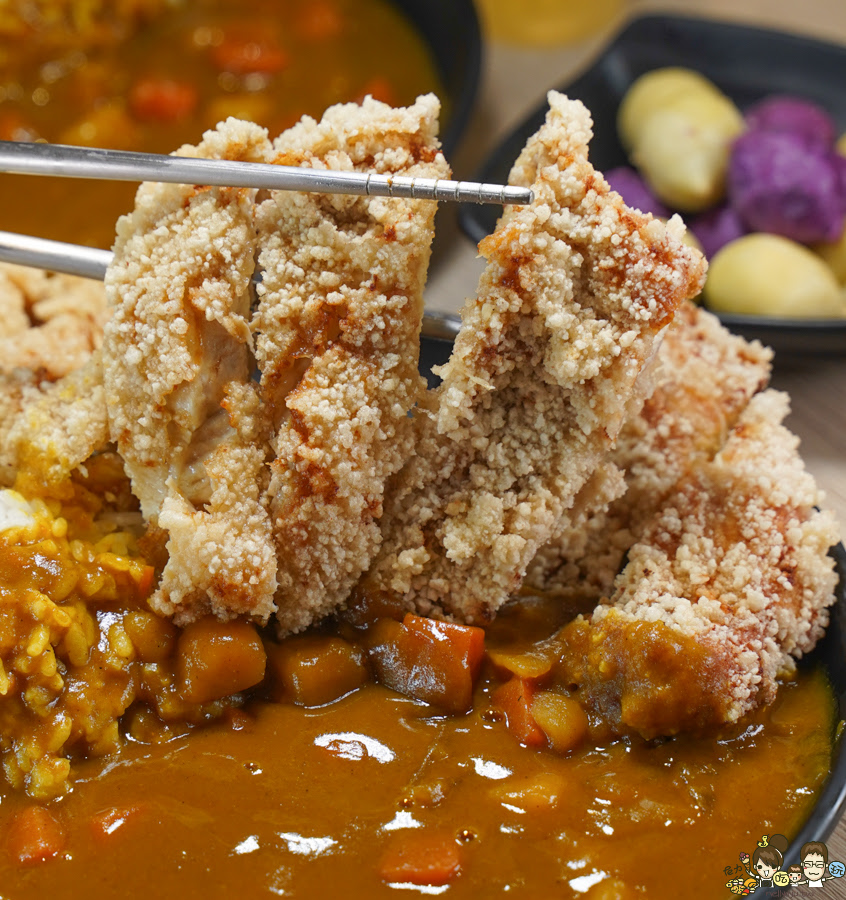 老闆不夠辣 覺民 好吃 三民區 高雄咖哩 文山特區 咖哩飯 炸物 高雄最強 銅板咖哩 銅板美食 必吃 學區 親子