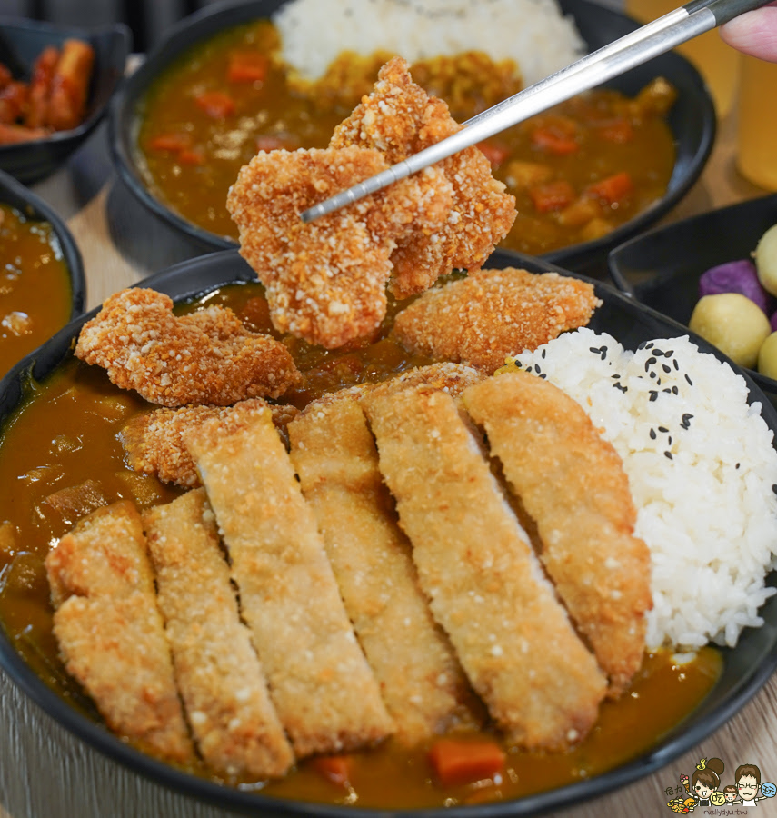 老闆不夠辣 覺民 好吃 三民區 高雄咖哩 文山特區 咖哩飯 炸物 高雄最強 銅板咖哩 銅板美食 必吃 學區 親子