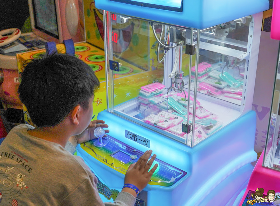 彰化住宿 彰化飯店 中部 親子 高鐵附近 好玩 有趣 推薦 親子住宿 五人房 馥御花園酒店