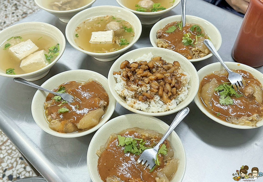 彰化住宿 彰化飯店 中部 親子 高鐵附近 好玩 有趣 推薦 親子住宿 五人房 馥御花園酒店