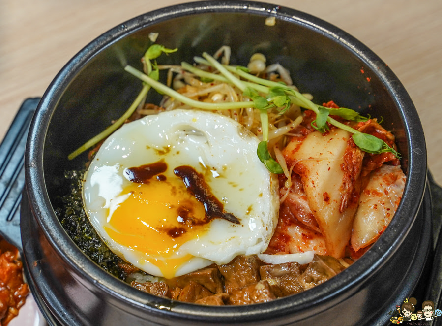小港美食 聚餐 聚會 約會 吃飯 吃美食 高雄美食 喝啥＆一日三餐 韓式 輕食