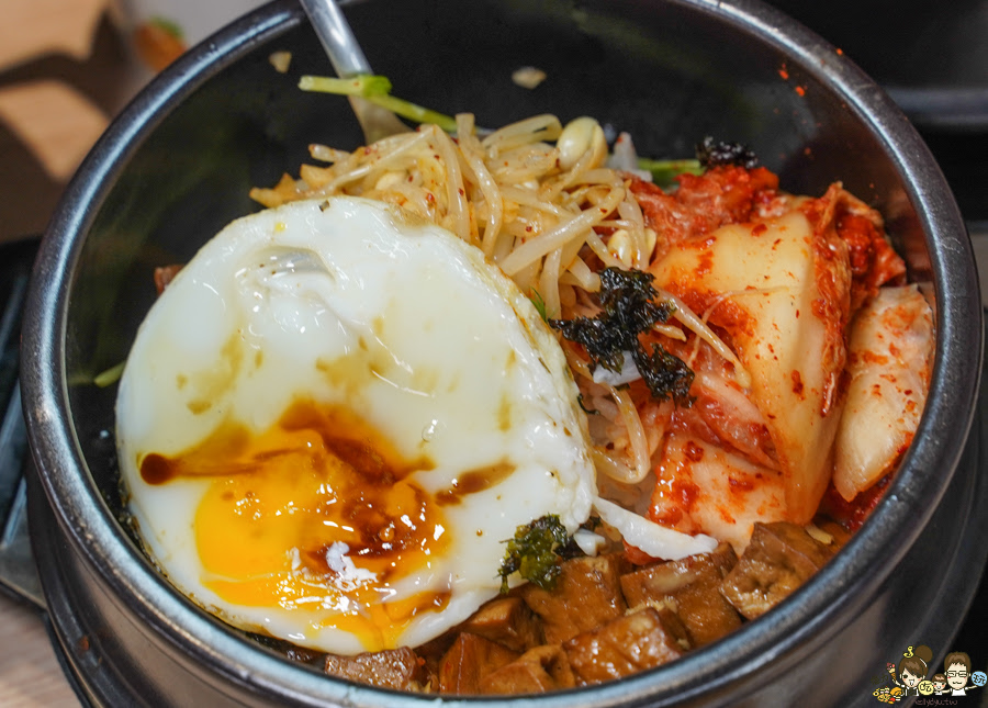 小港美食 聚餐 聚會 約會 吃飯 吃美食 高雄美食 喝啥＆一日三餐 韓式 輕食