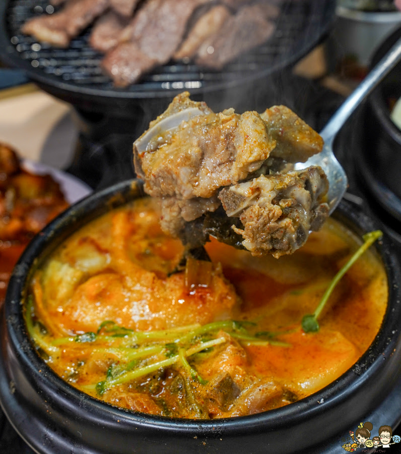 小港美食 聚餐 聚會 約會 吃飯 吃美食 高雄美食 喝啥＆一日三餐 韓式 輕食