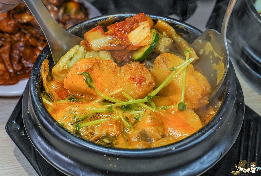 小港美食 聚餐 聚會 約會 吃飯 吃美食 高雄美食 喝啥＆一日三餐 韓式 輕食