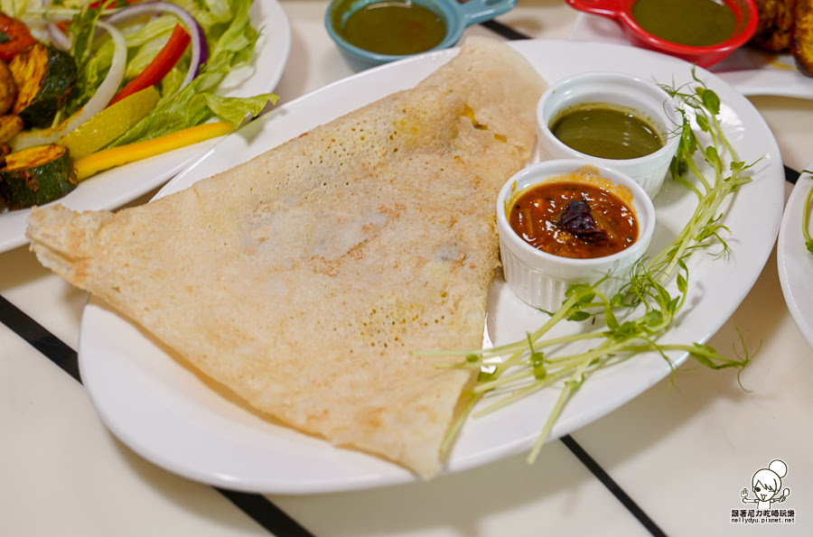 都瓦哩印度廚房酒館 聚餐 高雄美食 印度 咖哩 特色 獨家 獨門 好吃 推薦 烤餅
