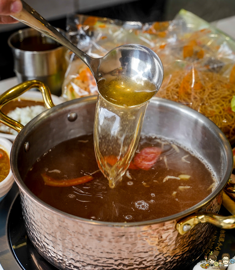  汕頭泉成沙茶潮鍋 高雄鐵道園區店 個人鍋 鍋物 吃到飽 肉肉 海鮮 包廂 自助吧 鴛鴦鍋 