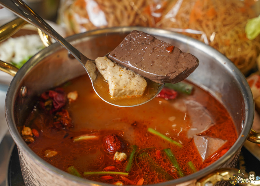  汕頭泉成沙茶潮鍋 高雄鐵道園區店 個人鍋 鍋物 吃到飽 肉肉 海鮮 包廂 自助吧 鴛鴦鍋 