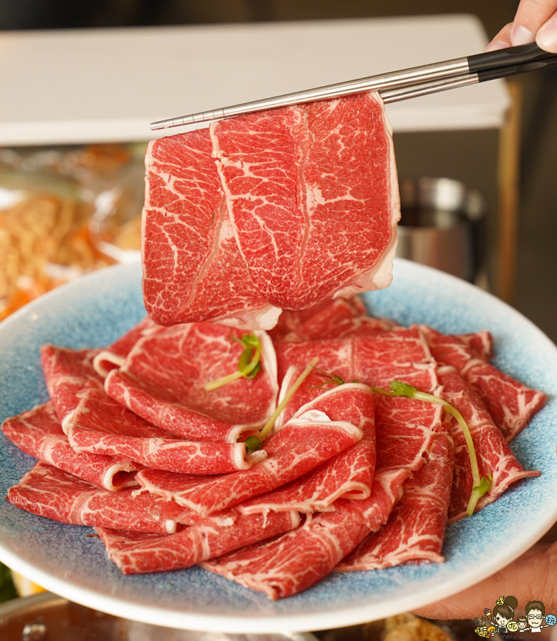  汕頭泉成沙茶潮鍋 高雄鐵道園區店 個人鍋 鍋物 吃到飽 肉肉 海鮮 包廂 自助吧 鴛鴦鍋 