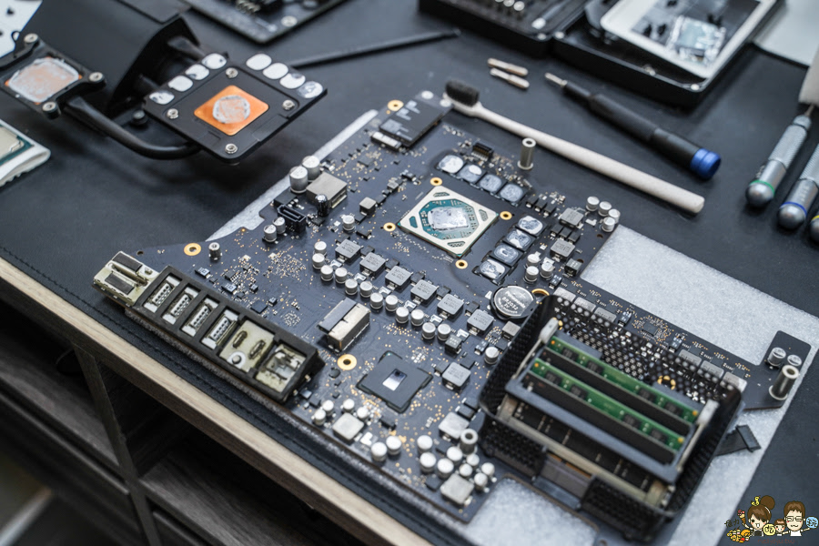手機維修 救援 二手機 保衛站 iPhone換電池 Apple原廠獨立維修中心 iPhone原廠電池 原廠 周邊 