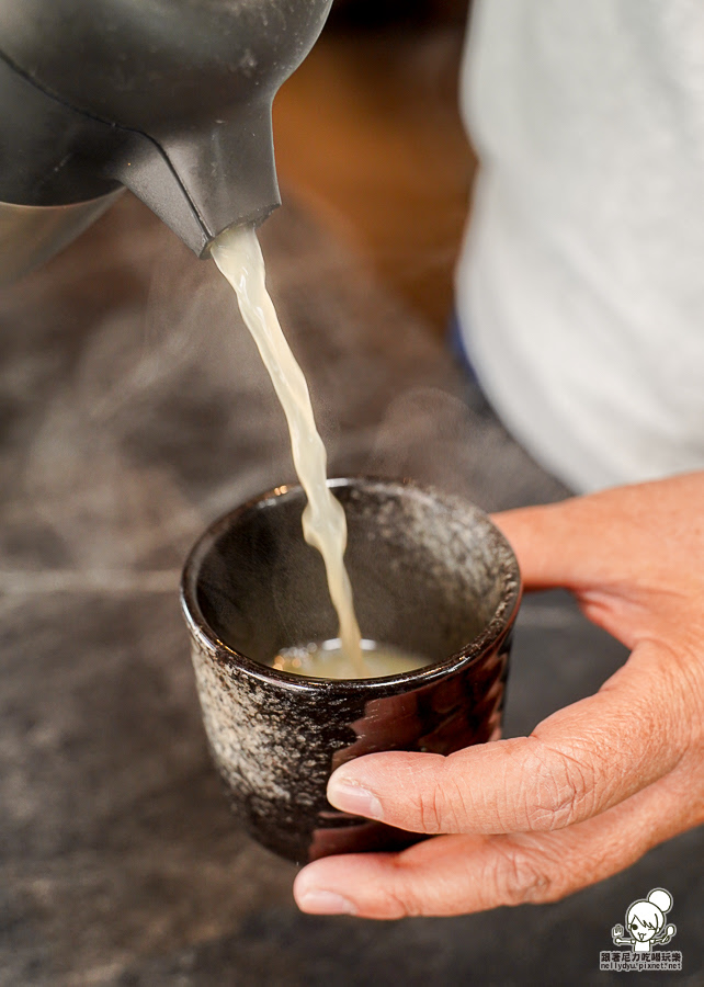 高雄首間 禪燒肉zen yakinik 高雄燒肉推薦 套餐 中午 商業午餐 平日優惠 燒肉 好吃 推薦 日料 創意 晚餐宵夜 下午茶