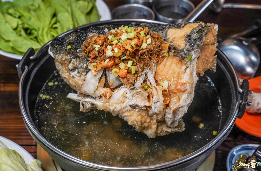 賽門汕頭火鍋 招牌手切牛 霸氣炙燒手切霜降牛 尾牙 春節 過年 好吃 推薦 聚餐 慶生 吃火鍋 汕頭 鍋物 海鮮 文山特區 鳳山