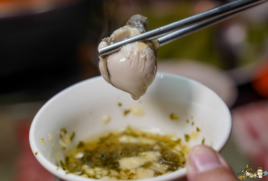 賽門汕頭火鍋 招牌手切牛 霸氣炙燒手切霜降牛 尾牙 春節 過年 好吃 推薦 聚餐 慶生 吃火鍋 汕頭 鍋物 海鮮 文山特區 鳳山