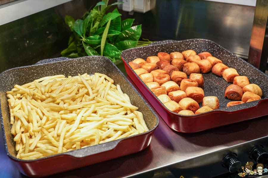 高雄久違 石頭火鍋 火烤兩吃 自助吧 高鐵美食 高鐵 左營 必吃 火鍋