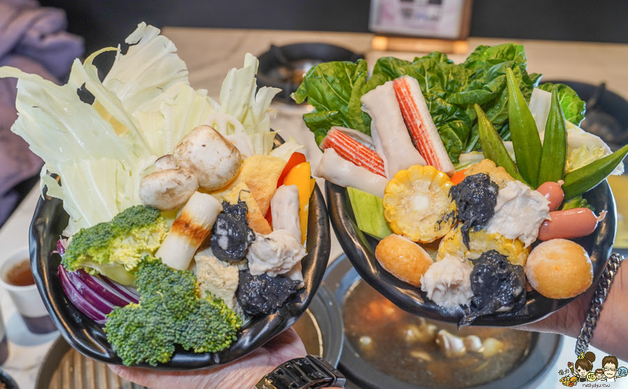 高雄久違 石頭火鍋 火烤兩吃 自助吧 高鐵美食 高鐵 左營 必吃 火鍋