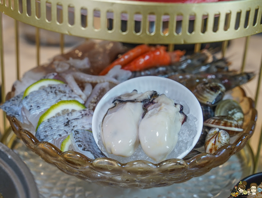 高雄久違 石頭火鍋 火烤兩吃 自助吧 高鐵美食 高鐵 左營 必吃 火鍋