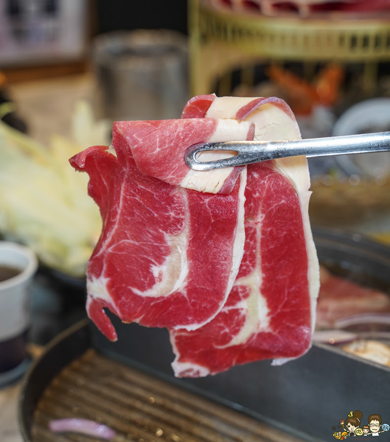 高雄久違 石頭火鍋 火烤兩吃 自助吧 高鐵美食 高鐵 左營 必吃 火鍋