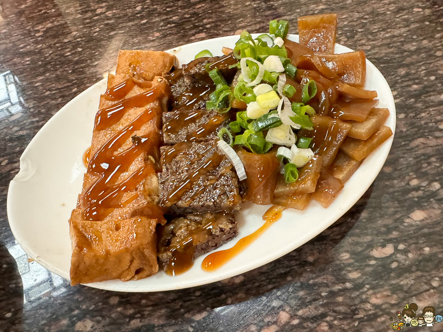 阿幕麵店 仁武美食 麵食 小菜 滷味 藥膳滷味 好吃 推薦 老店