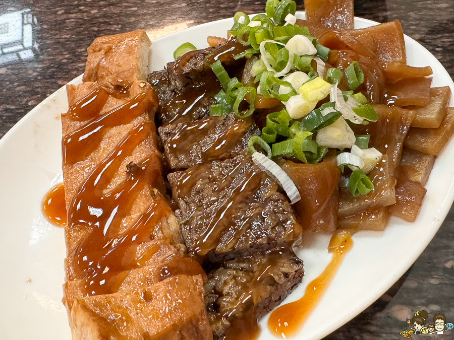 阿幕麵店 仁武美食 麵食 小菜 滷味 藥膳滷味 好吃 推薦 老店
