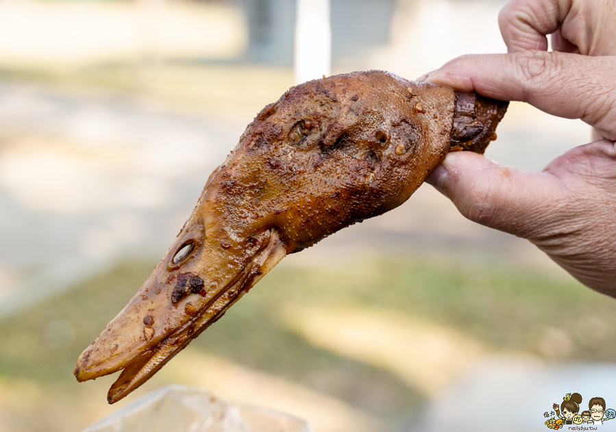 市場美食 自由黃昏市場 方芳麻辣手工菜 獨門 獨家 市場美食 滷味 乾鍋 好吃 麻辣燙 麻辣鴨血 鴨頭