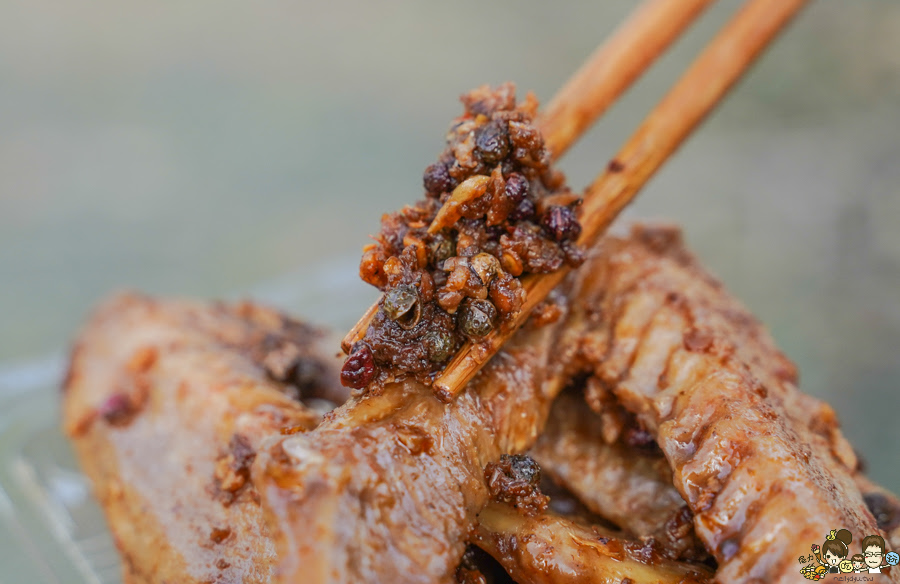 市場美食 自由黃昏市場 方芳麻辣手工菜 獨門 獨家 市場美食 滷味 乾鍋 好吃 麻辣燙 麻辣鴨血 鴨頭
