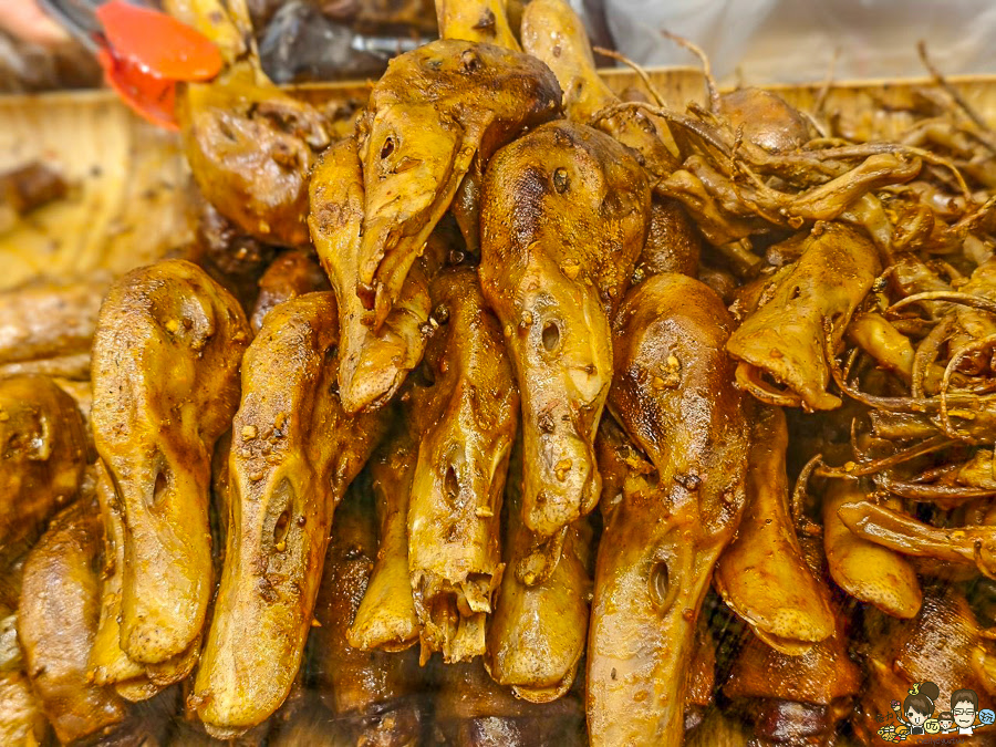 市場美食 自由黃昏市場 方芳麻辣手工菜 獨門 獨家 市場美食 滷味 乾鍋 好吃 麻辣燙 麻辣鴨血 鴨頭