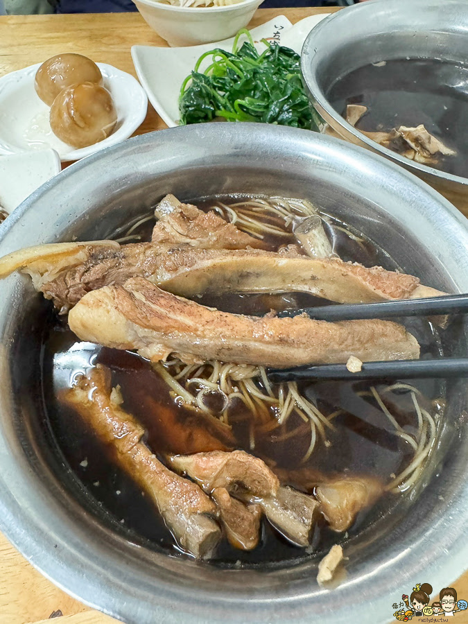 光華夜市 美食 高雄美食 藥膳排骨 宗 好吃 推薦 老店