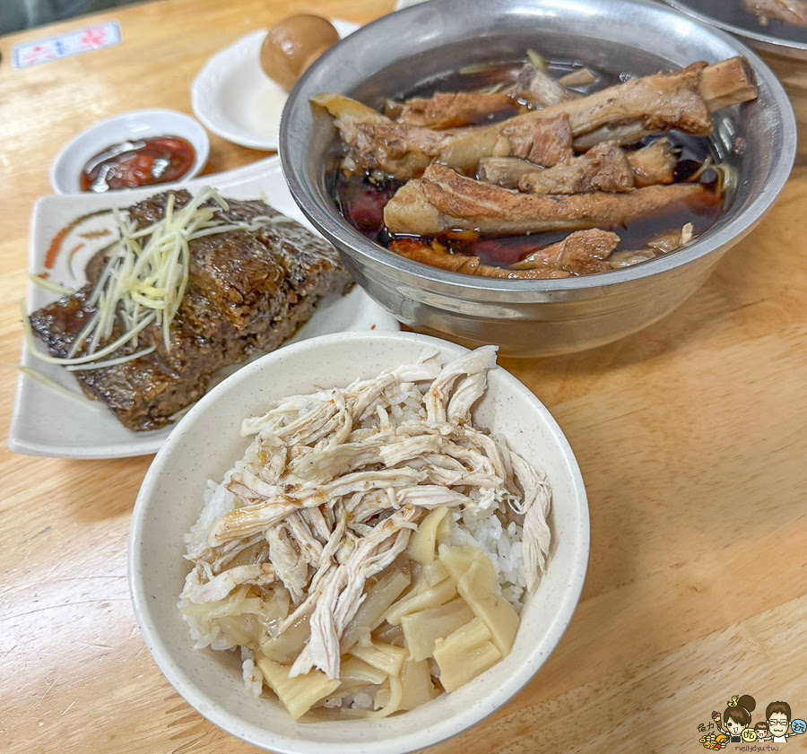 光華夜市 美食 高雄美食 藥膳排骨 宗 好吃 推薦 老店
