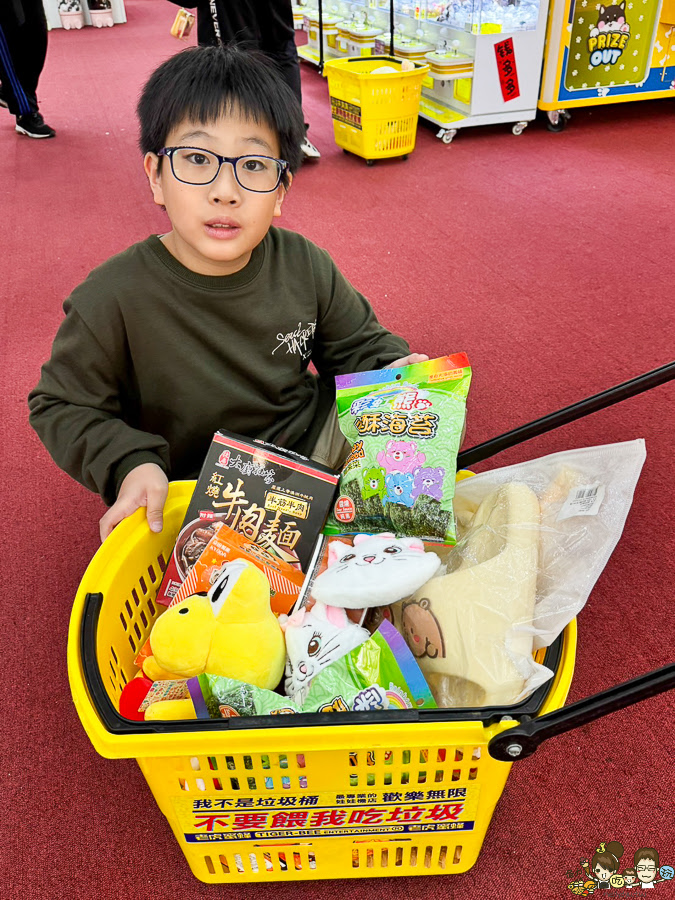 台南親子 台南景點 老虎蜜蜂遊樂園 仁德旗艦店 仁德交流道 免費喝 球池 貓咪