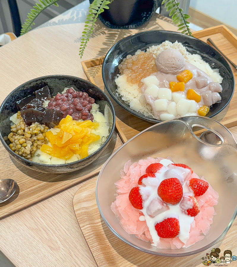 禾苑 蔗片冰 :雪藏草莓片冰 片冰 高雄冰品 草莓冰 限定 獨家 高雄獨家 好吃 