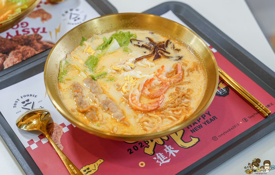 炸雞教父 美式炸雞 好吃 高雄炸雞 雞排 去骨 鍋燒 美食 高雄捷運 商辦 鍋燒意麵 速食店