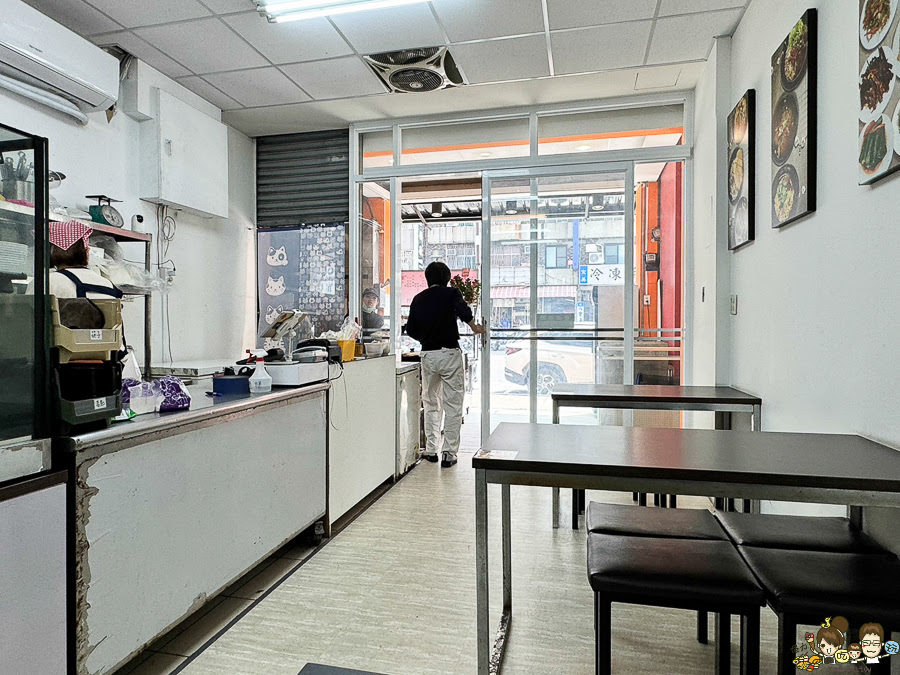 高雄 冰花煎餃 好吃 推薦 必吃 建工美食 學區美食 麵食館 李家煎餃梅樁園米麵食館
